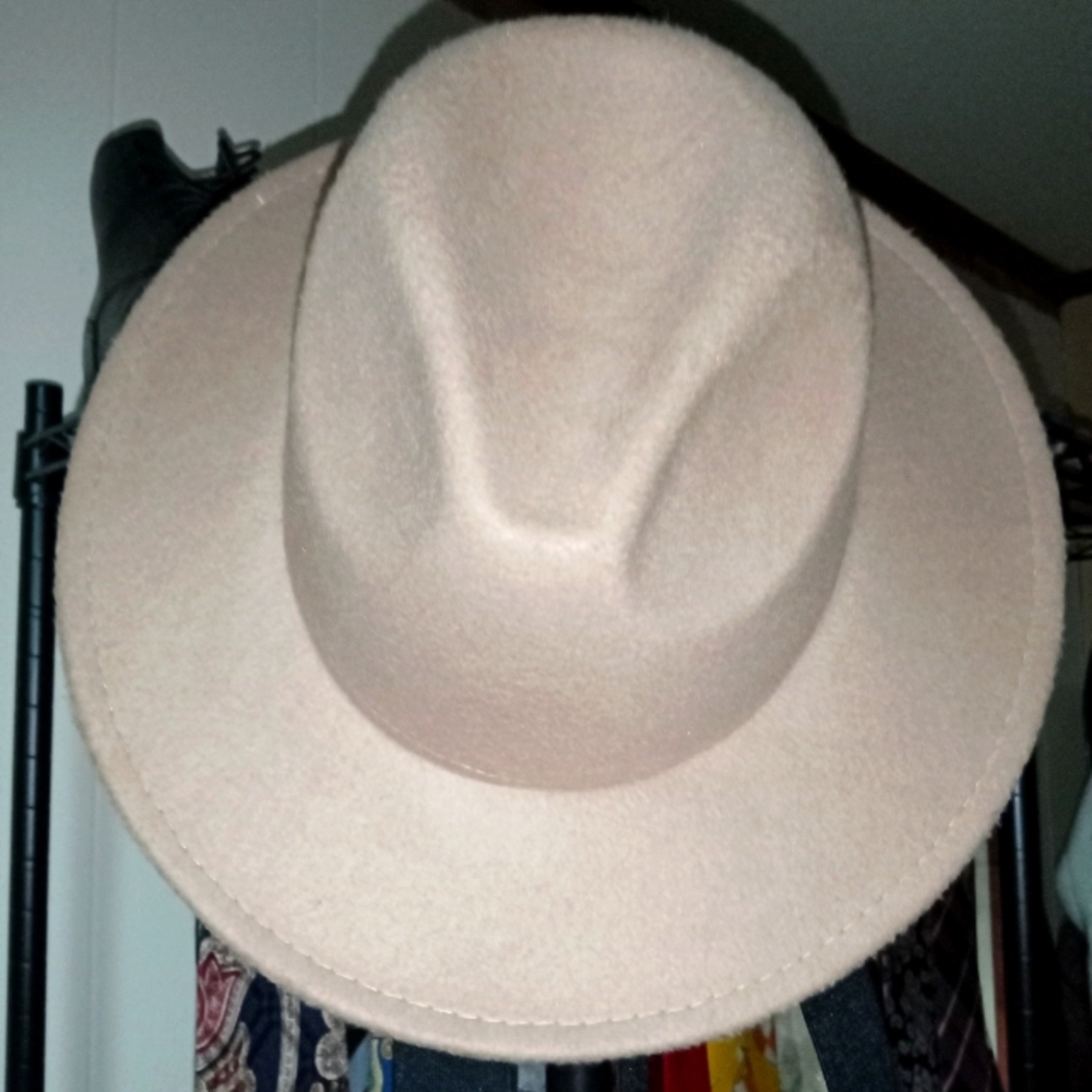 Lightweight Tan Fedora